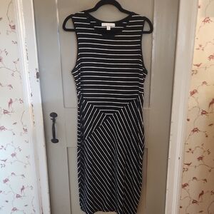 Chic Striped Sleeveless Midi Dress